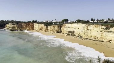 Portekiz, Algarve 'deki Porches' da güzel Praia Nova. Yüksek kalite fotoğraf