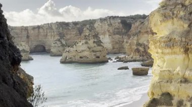 Portekiz, Algarve 'deki Praia do Pau plajı. Yüksek kalite fotoğraf