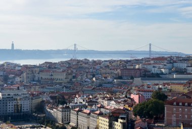 Portekiz 'in başkenti Lizbon' un panoramik manzarası. Yüksek kalite fotoğraf