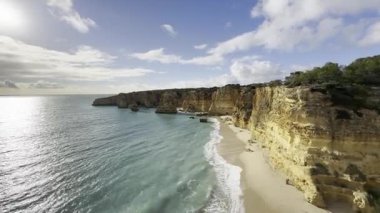 Portekiz, Algarve 'deki Praia do Pau plajı. Yüksek kalite fotoğraf