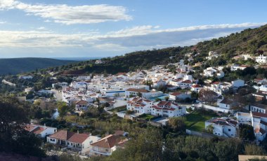 Alte köyünün manzarası, Algarve bölgesi, Portekiz. Yüksek kalite fotoğraf