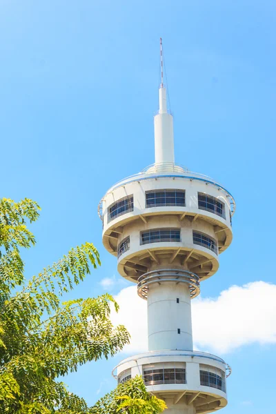 Вежа Banhan Chaemsai, Suphanburi, Таїланд — стокове фото