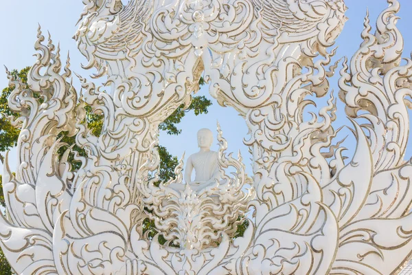 Wat rong khun, thailändischer berühmter Tempel nach Erdbeben — Stockfoto