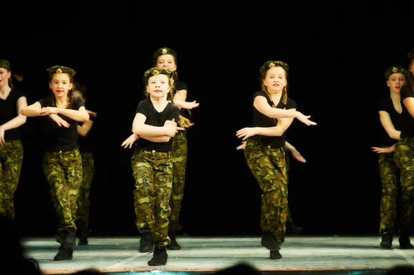 Bravo, concurso bielorruso de niños en coreografía — Foto de Stock