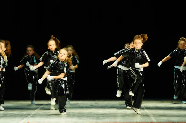 Bravo, crianças Belarussian concurso em coreografia — Fotografia de Stock