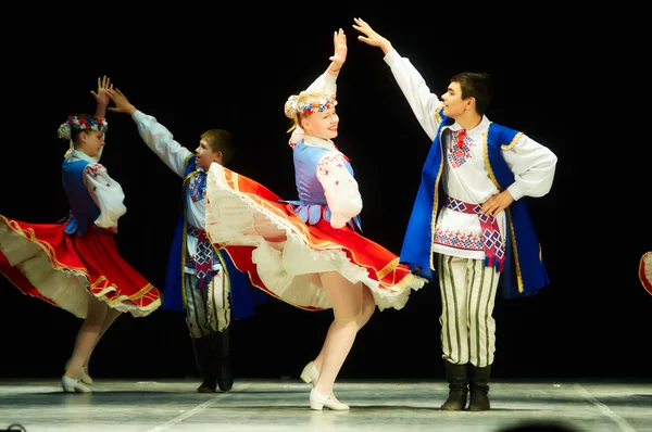 Bravo, concurso bielorruso de niños en coreografía — Foto de Stock