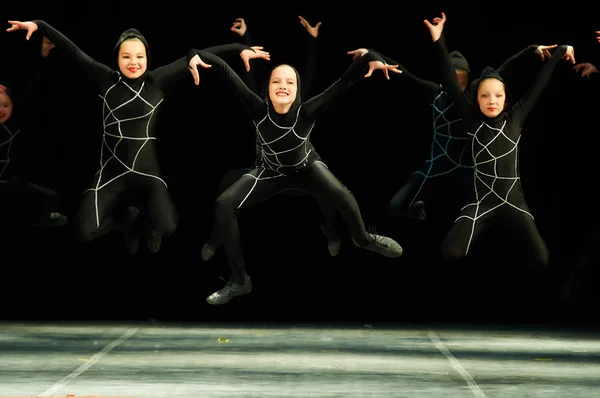 Bravo, concurso bielorruso de niños en coreografía —  Fotos de Stock