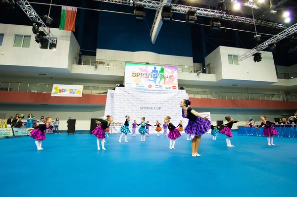 MINSK - MAY 02: Unidentified children compete in the SpringCup international dance competition, on May 02, 2015, in Minsk, Belarus. — Stock Photo, Image