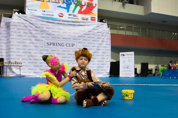 MINSK - MAY 02: Unidentified children compete in the SpringCup international dance competition, on May 02, 2015, in Minsk, Belarus. — Stock Photo, Image
