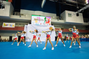 Minsk - Mayıs 02: Tanımlanamayan çocuk rekabet Springcup uluslararası dans yarışmasında, üzerinde 02 Mayıs 2015, Minsk, Beyaz Rusya.