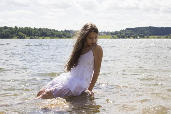 Teen mermaid girl in the lake — Stock Photo, Image