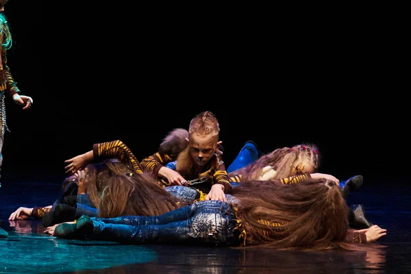 Tanztheaterkonzert "kolibri", 17. Januar 2016 in Minsk, Weißrussland. — Stockfoto