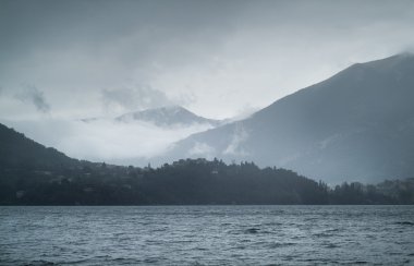 Dramatik Como Gölü