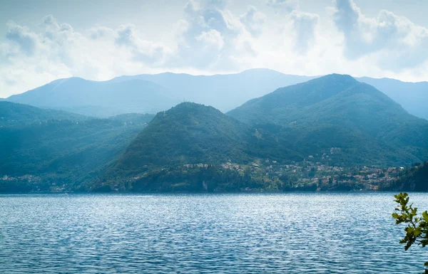 湖コモ山 — ストック写真