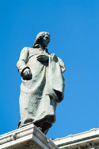 Estatua de Giuseppe Parini —  Fotos de Stock