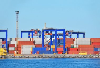 bağlantı noktası kargo vinç ve konteyner