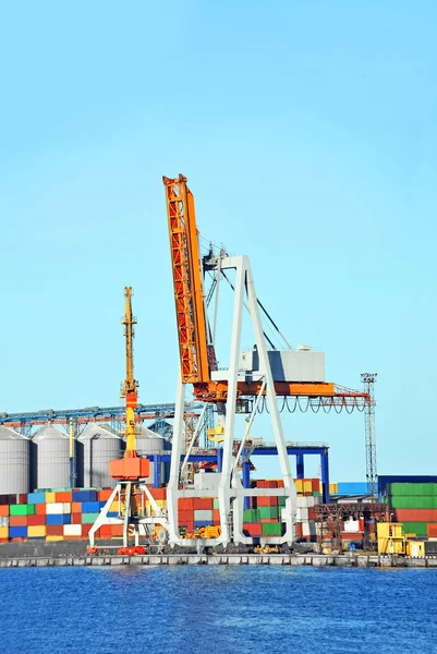 Port cargo macara — Fotografie, imagine de stoc
