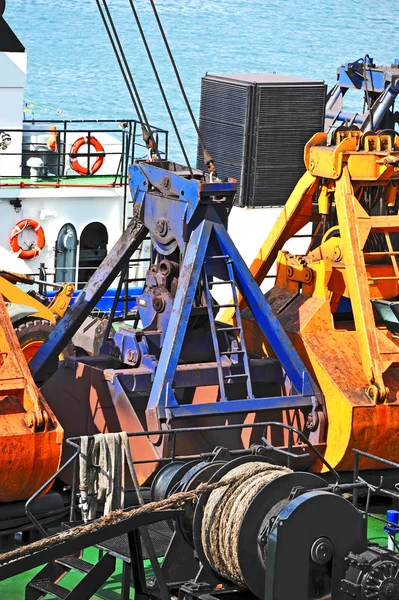 Scoop of cargo crane — Stock Photo, Image