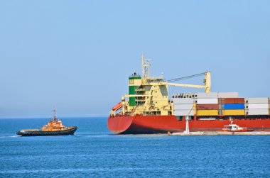 römorkör yardımcı kap kargo gemisi