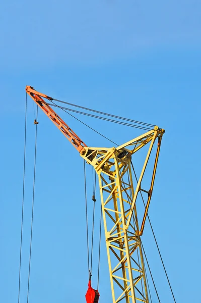 Guindaste torre de construção — Fotografia de Stock