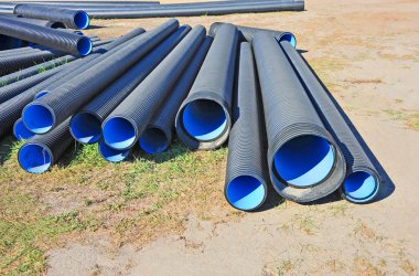 yığılmış pvc boru