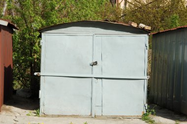 paslı metal garaj