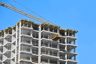 Vinç ve highrise şantiye