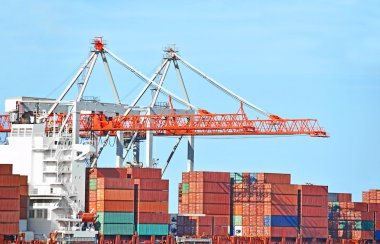 bağlantı noktası kargo vinç ve konteyner