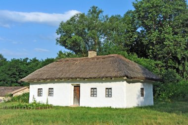 hasır çatılı antik hut