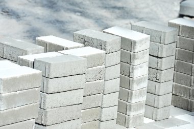 Kaldırım taşı yığını