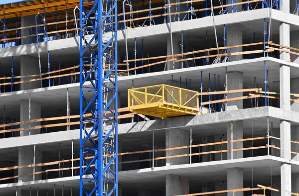 Kraan Gebouw Van Beton Baksteen — Stockfoto