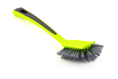 Temizlik için plastik fırça, beyaz arkaplanda izole