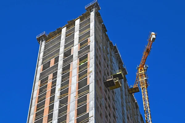 Grúa Construcción Construcción Contra Cielo Azul — Foto de Stock