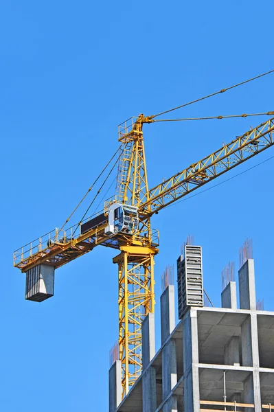 Kran und Baustelle — Stockfoto