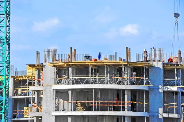 Crane and construction site — Stock Photo, Image