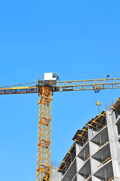 Crane and construction site — Stock Photo, Image