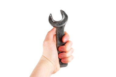 Eski paslı anahtar elinde