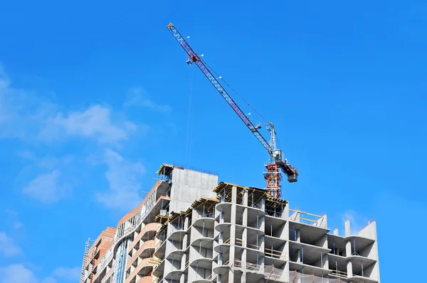 Kran und Baustelle — Stockfoto