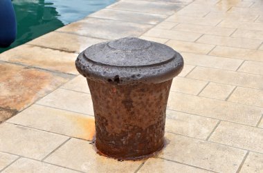 Eski demirleme kalası