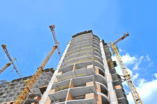 Crane and construction site — Stock Photo, Image