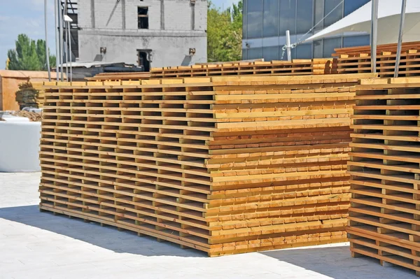 Houten plank voor terras — Stockfoto