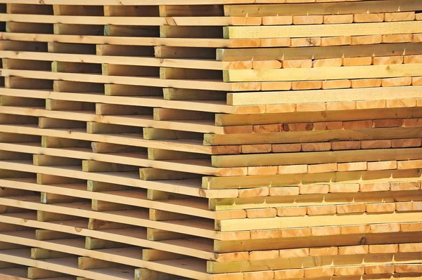 Holzbrett für die Terrasse — Stockfoto