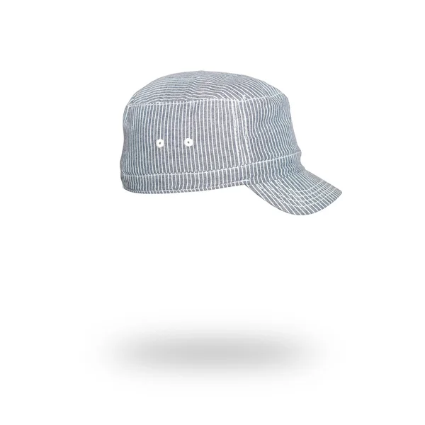 Stylische Mütze für Jungen isoliert — Stockfoto