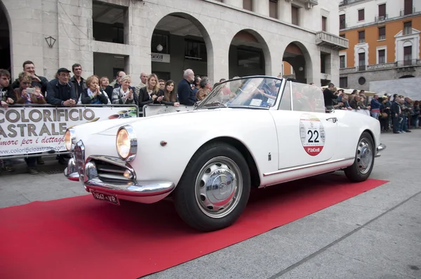 ALFA ROMEO GIULIETTA 750 / 101 SPIDER, 1960 construido — Foto de Stock