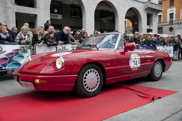 ALFA ROMEO SPIDER, 1992 construido — Foto de Stock