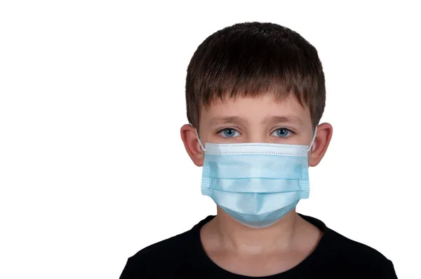 Ragazzo Maschera Medica Isolato Sfondo Bianco — Foto Stock