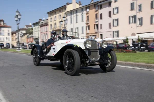 Mille Miglia, retro arabalar için ünlü yarış — Stok fotoğraf