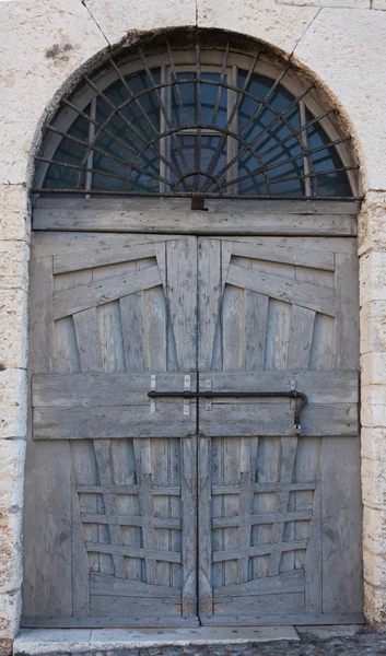 Puerta de madera vieja —  Fotos de Stock