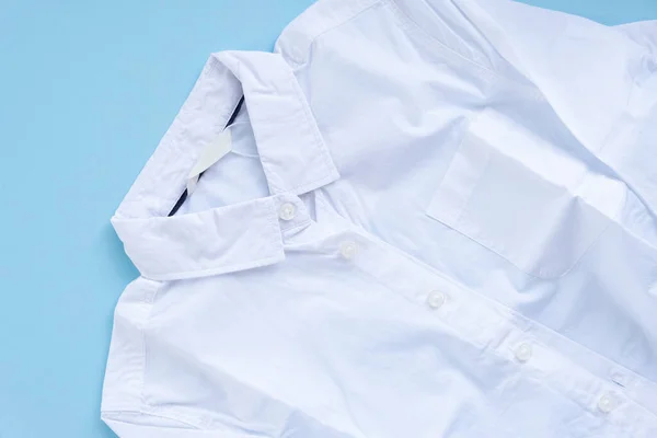 Een Wit Shirt Met Herfstbladeren Zak Terug Naar School Concept — Stockfoto