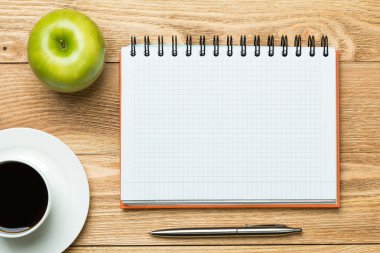 kahve ile boş not defteri